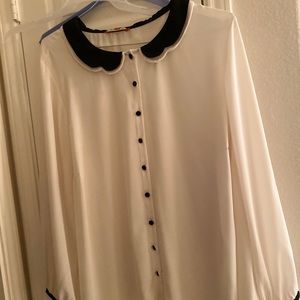 Ivory blouse, Black Collar